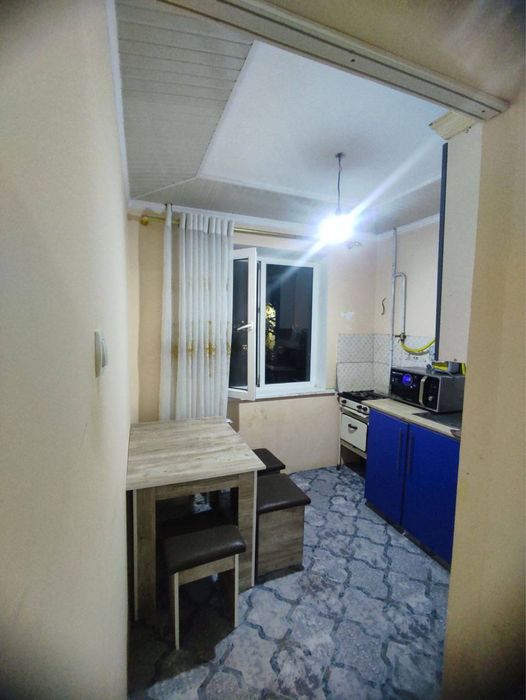 Срочно Продаеться 1-комнатная квартира городе Чирчике районе Октьябрь