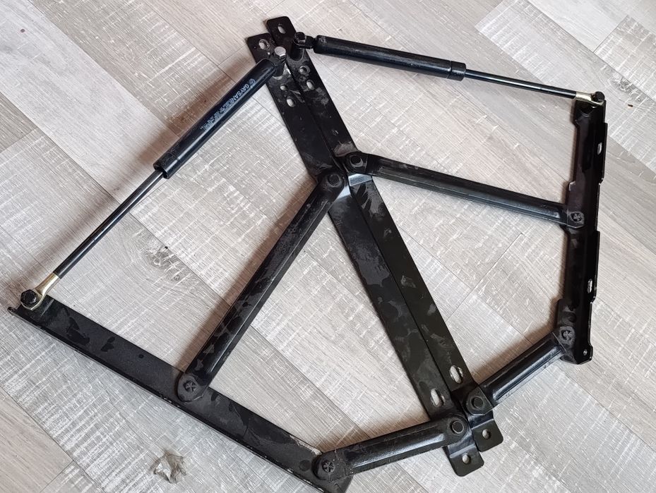 Рамка за легло с механизъм