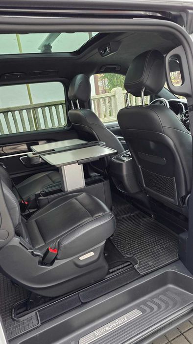 Închiriere microbuz van Mercedes V Class Exclusive 6+1 automat 4x4
