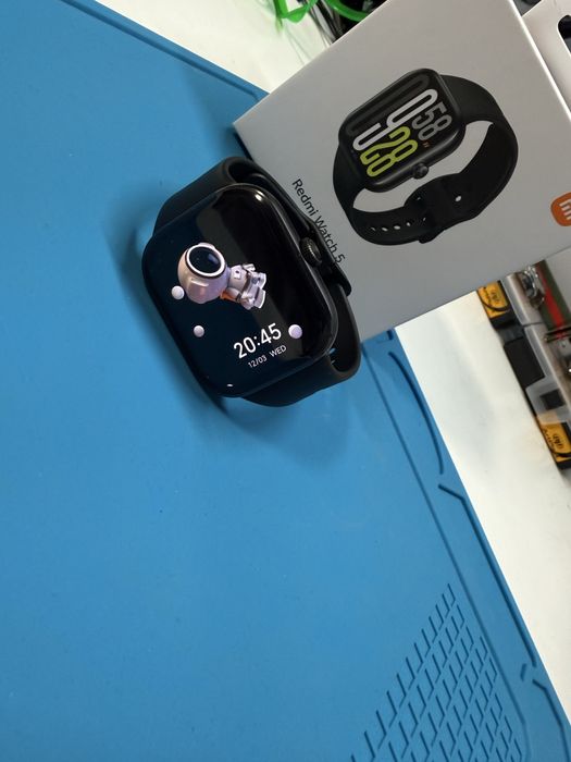 Redmi watch 5 in stare foarte buna!