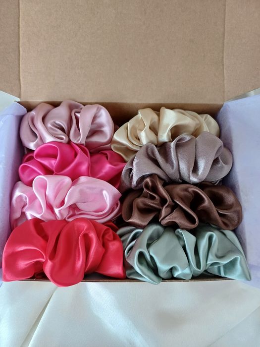 Сатенени скрънчита в кутия