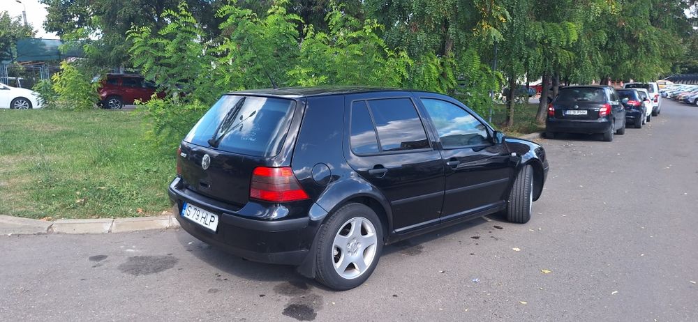 Volkswagen Golf 4 – 1.4 benzină – 2004 – ITP valabil 2027