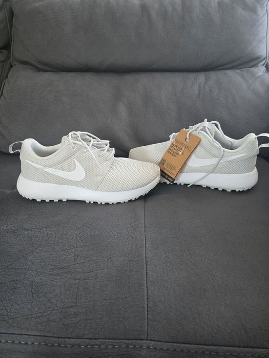 Маратонки Nike чисто.нови