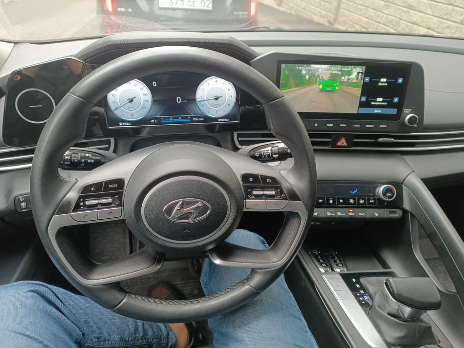 Продам Hyundai Elantra