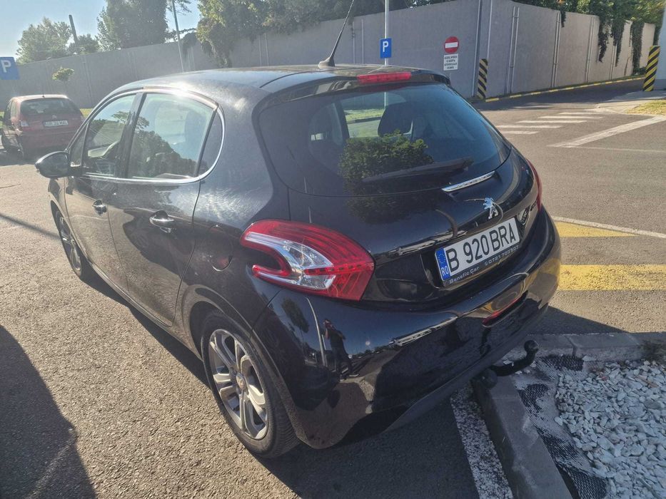 PEUGEOT 208 2012 — imagine 5
