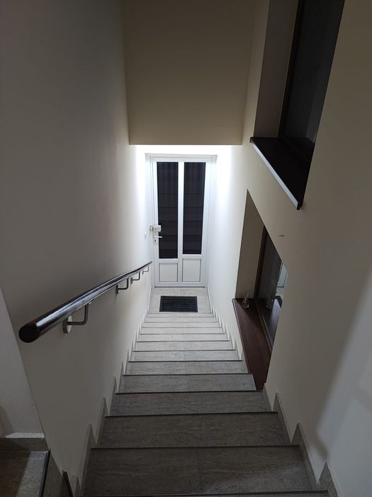 Închiriez apartament 2 camere
