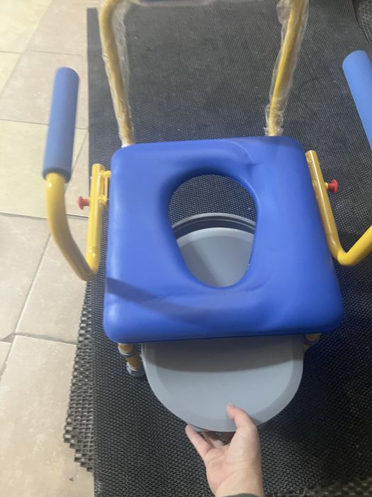 Санитарный горшок для инвалидов