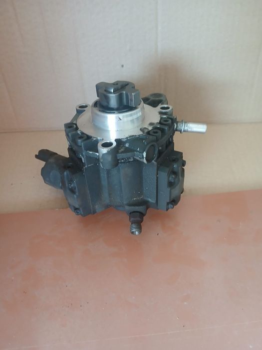 Pompa înalte Peugeot 407 2.0 hdi