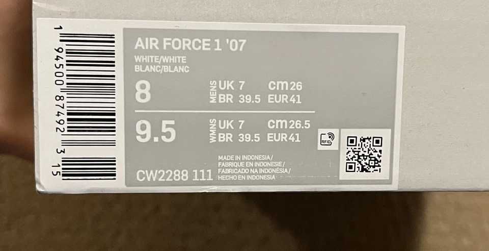 Nike Air Force 1 Triple White