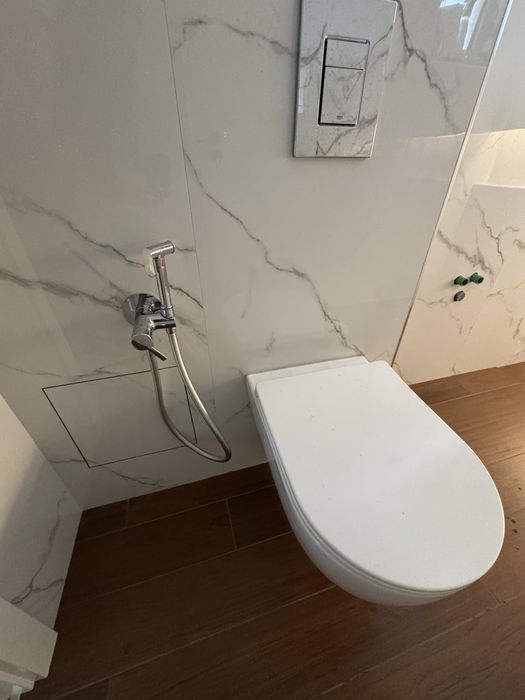 Vând Apartament 2 Camere Ultracentral – 45 mp, Renovat Integral, Încălzire în Pardoseală
