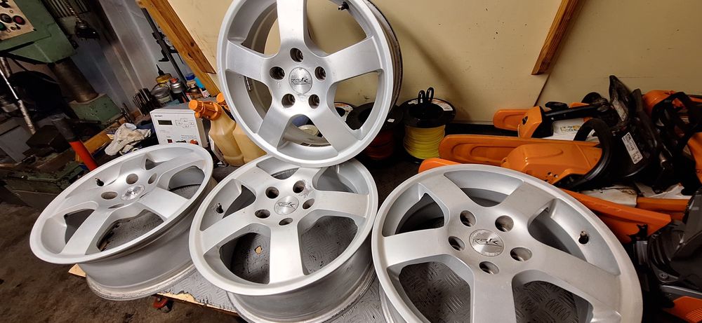 Продавам джанти 16" за Honda