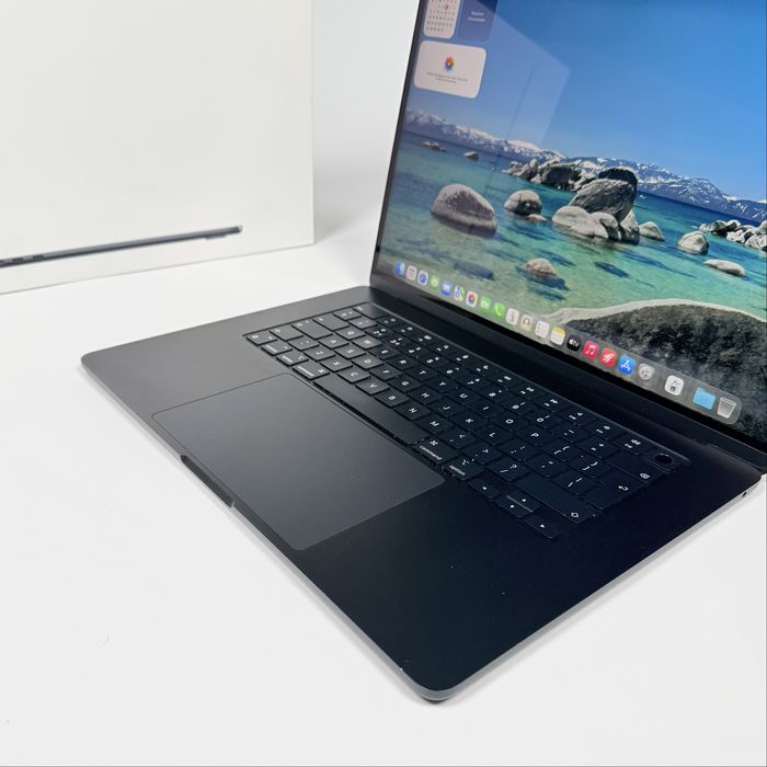 MacBook Air 15.3 M2 Midnight