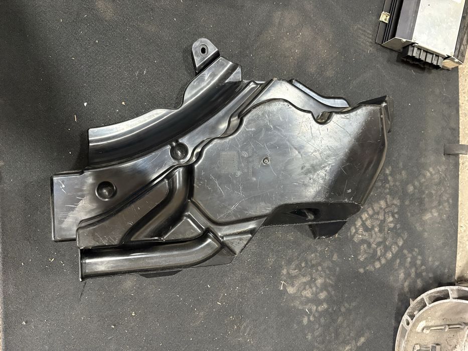 Audi A3 8P Субуфер Bose