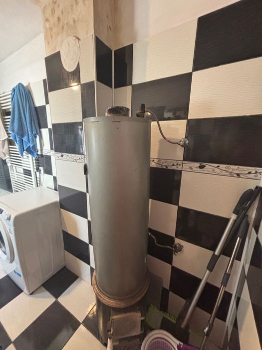 Boiler pe lemne cu focar