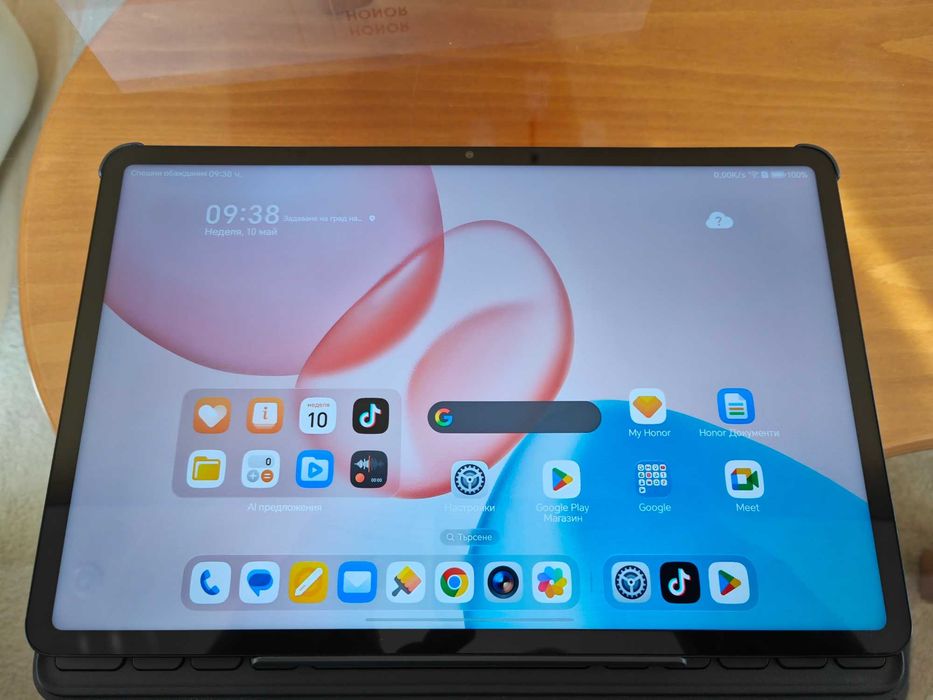 HONOR Pad 10 с клавиатура 8GB RAM/128GB ROM