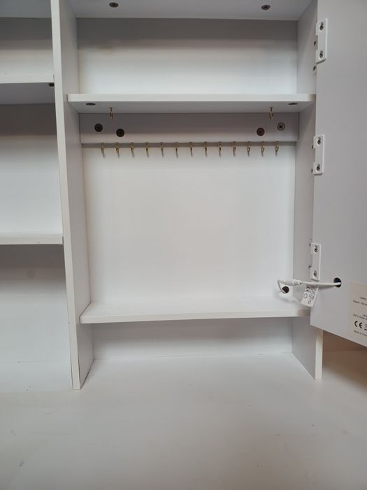 Măsuță/birou machiaj