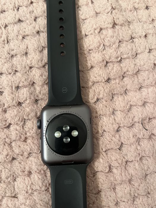 Эпл вотч отличным состоянии