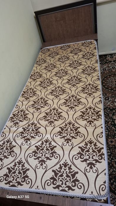 1 кишилик кроать сотилади