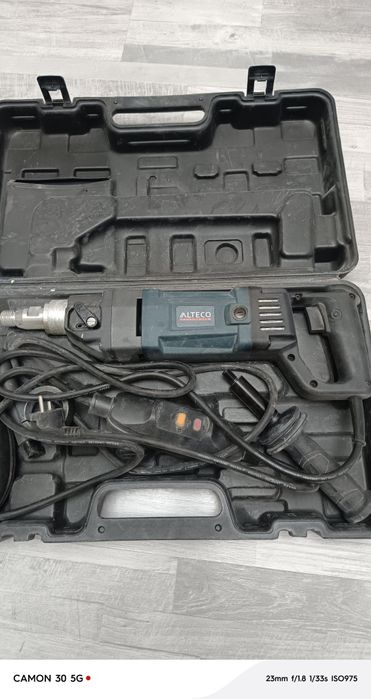 Продам электро инструмент