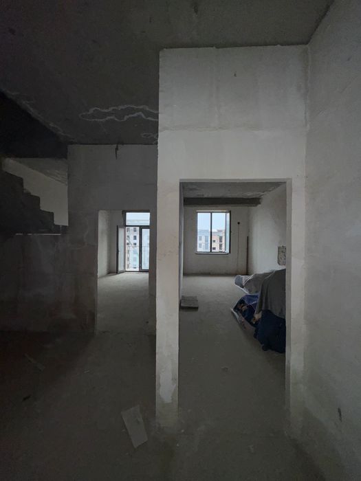 Пентхаус в новостройке 192 кв метр 8-9 этаж