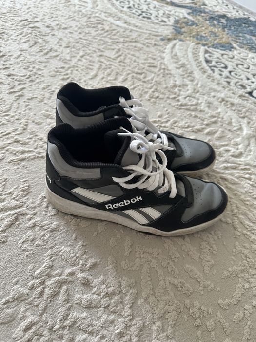 Осенний кроссовки