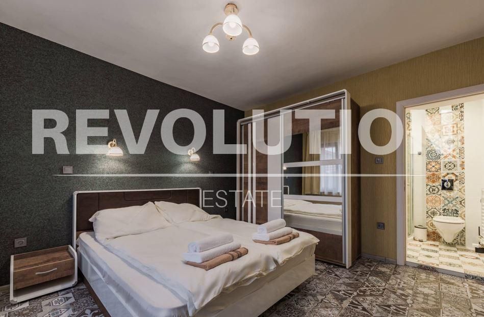 Дава се под наем Къща в Аксаково - 420 кв.м за 2094.57 € - Снимка #9