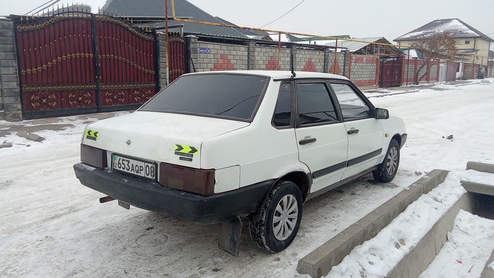 Автомобиль продаю