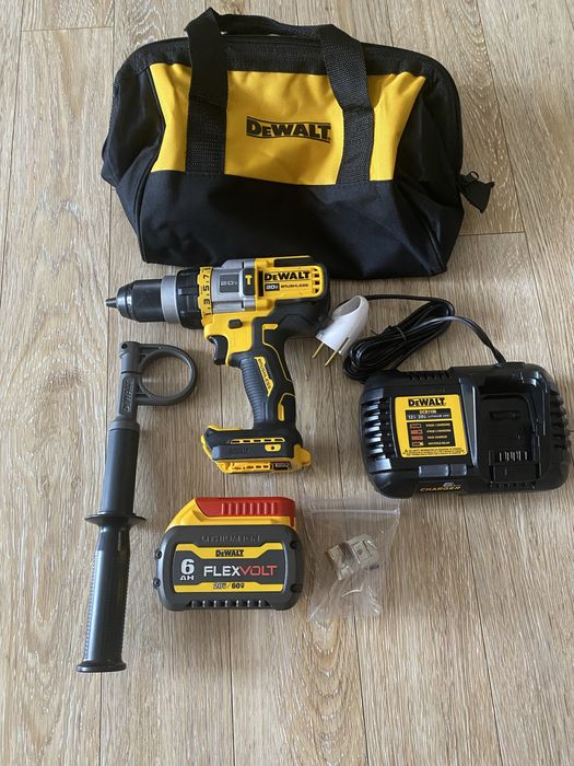 Шуруповерт Dewalt