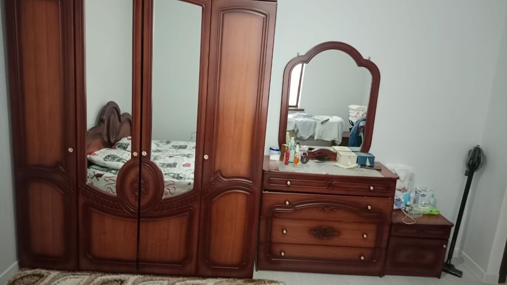 Продам спалный гарнитур комплект