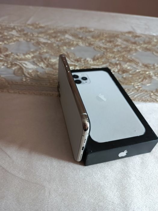 IPhone 11 pro white 256 gb korobka bor защитный стекло бор