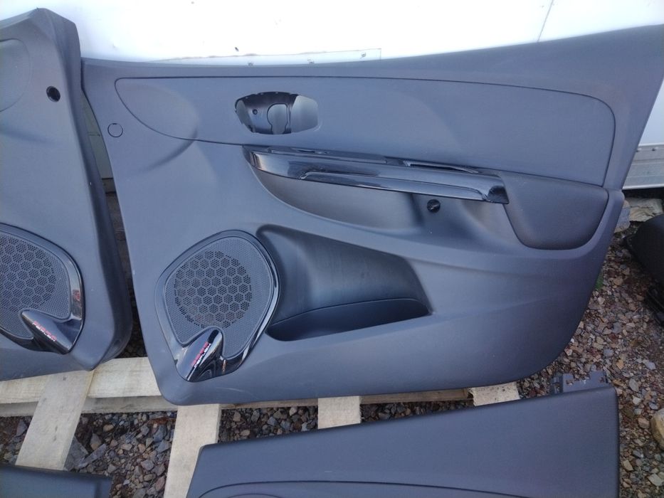 Кори за врати Рено Клио IV (2012-2016г.)/ Renault Clio 4