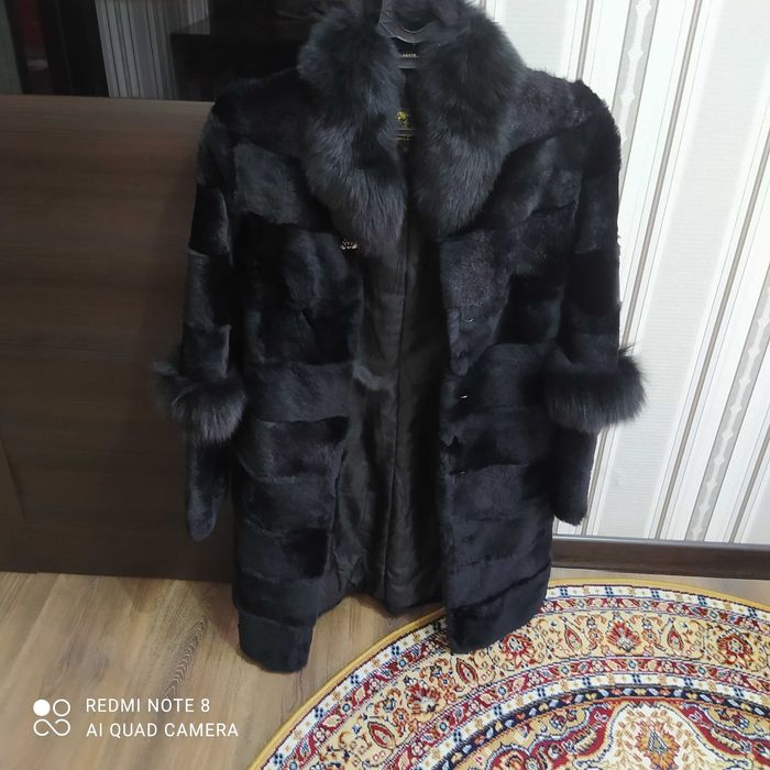 шуба мутон( қой жүнінен) бу