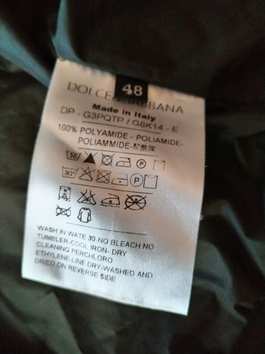 Dolce & Gabana 48