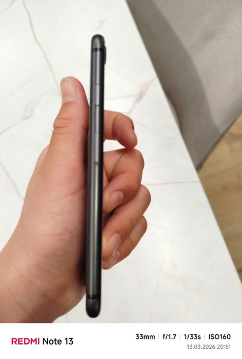 Продам обменяю Iphone 8