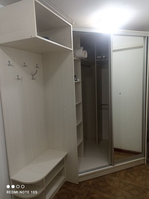 Гардероб для спальни или прихожей