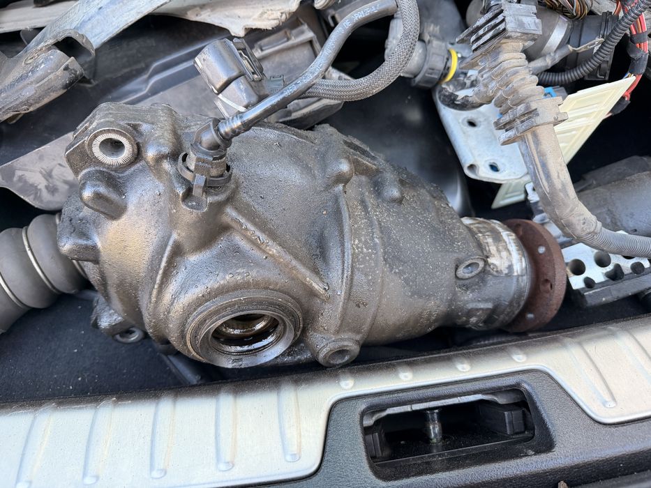 Vand grup fata xdrive 4x4 BMW X5,x6,e70,e71,f15,f16 N57 stare perfecta