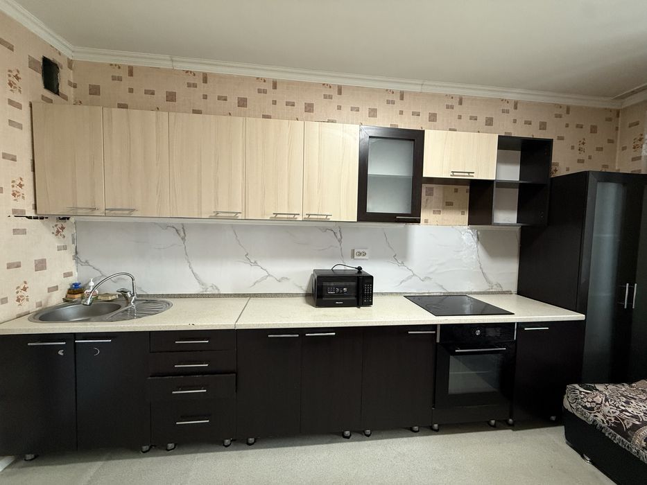 Продам кухню, кухонный гарнитур срочно