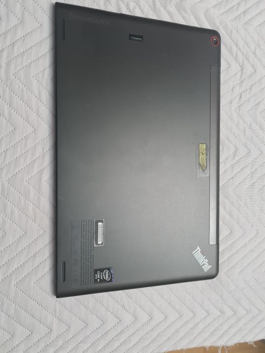 Tableta lenovo thinkpad p00065A defecta