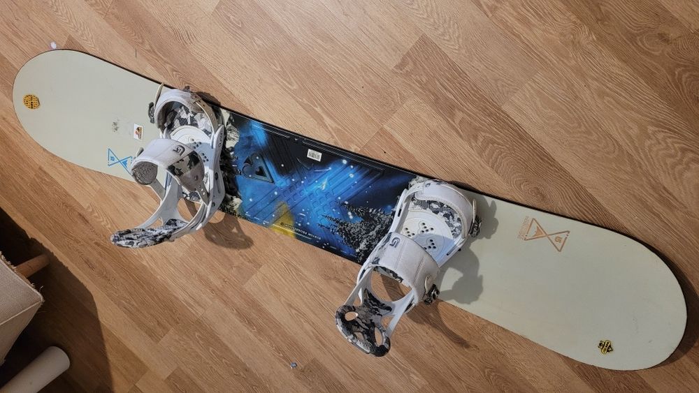 Placa snowboard Burton 157 cu legături Burton