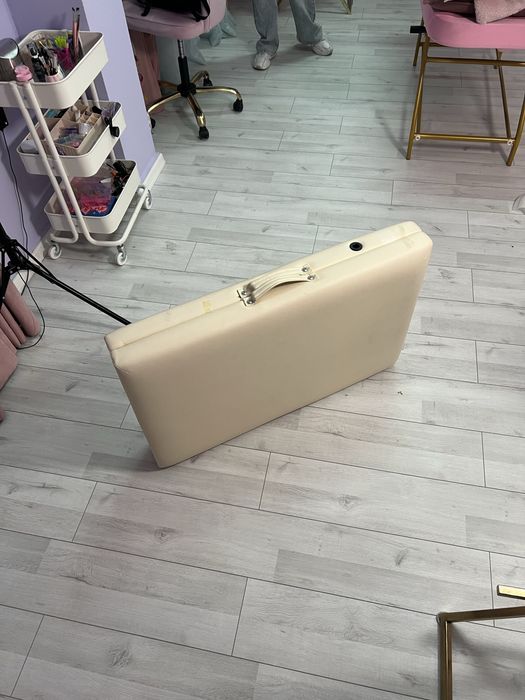 Кушетка за масажи. Портативна. Не пращам по еконт или спиди