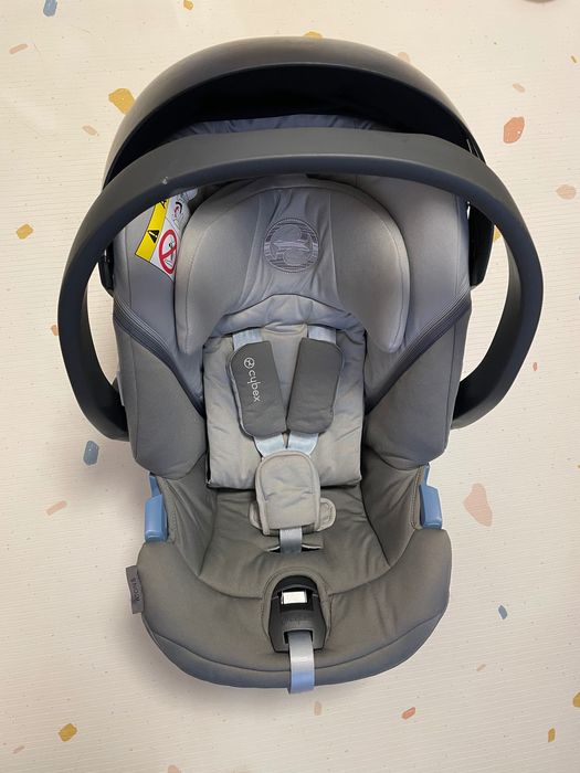 С ПОДАРЪК! Стол за кола Cybex Aton 5