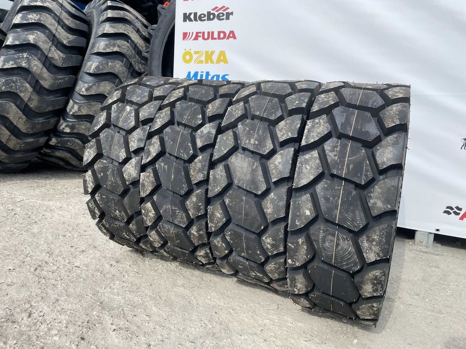 Anvelope noi 10-16.5 ROBUST 12PLIURI de BOBCAT garantie Cauciucuri