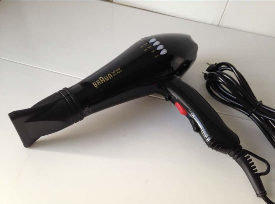 Электрический Фен «BRAUN» (3000 Вт)