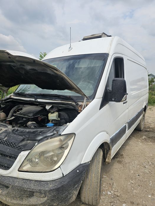 Piese  Mercedes sprinter 2.2E4 motor cutie roti faruri capota stop usa