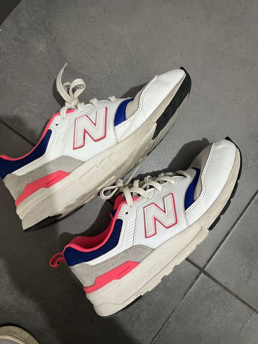 New balance бели кожени маратонки 37