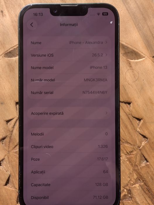 iPhone 13, 128 GB + 2 huse