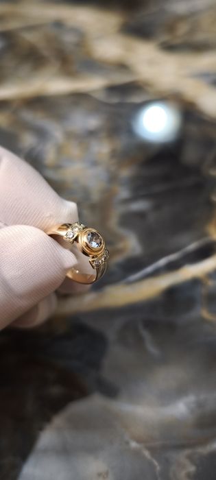 Золотое кольцо СССР с бриллиантами и топазом