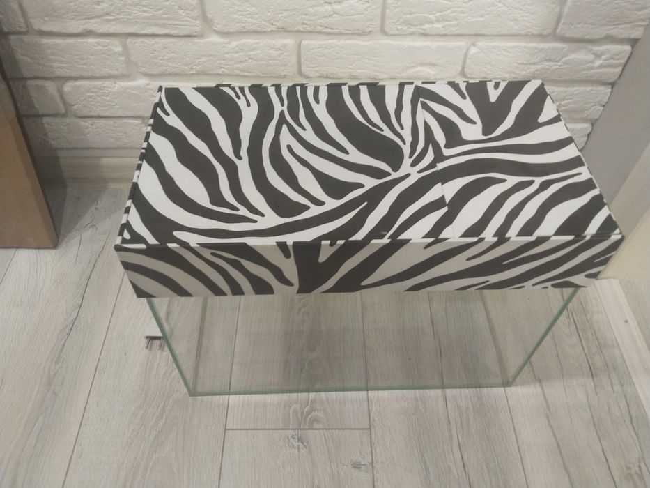 Продам аквариум 30 л