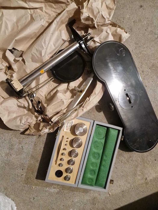 Аналитична везна