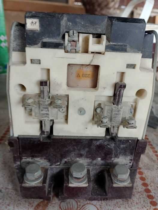 контактор 100 ампера 600.